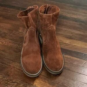 Women's Brown Suede beautifully made‎ Ankle Boots